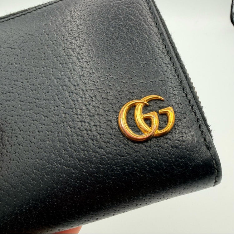 Gucci Leather Zip-Around Wallet